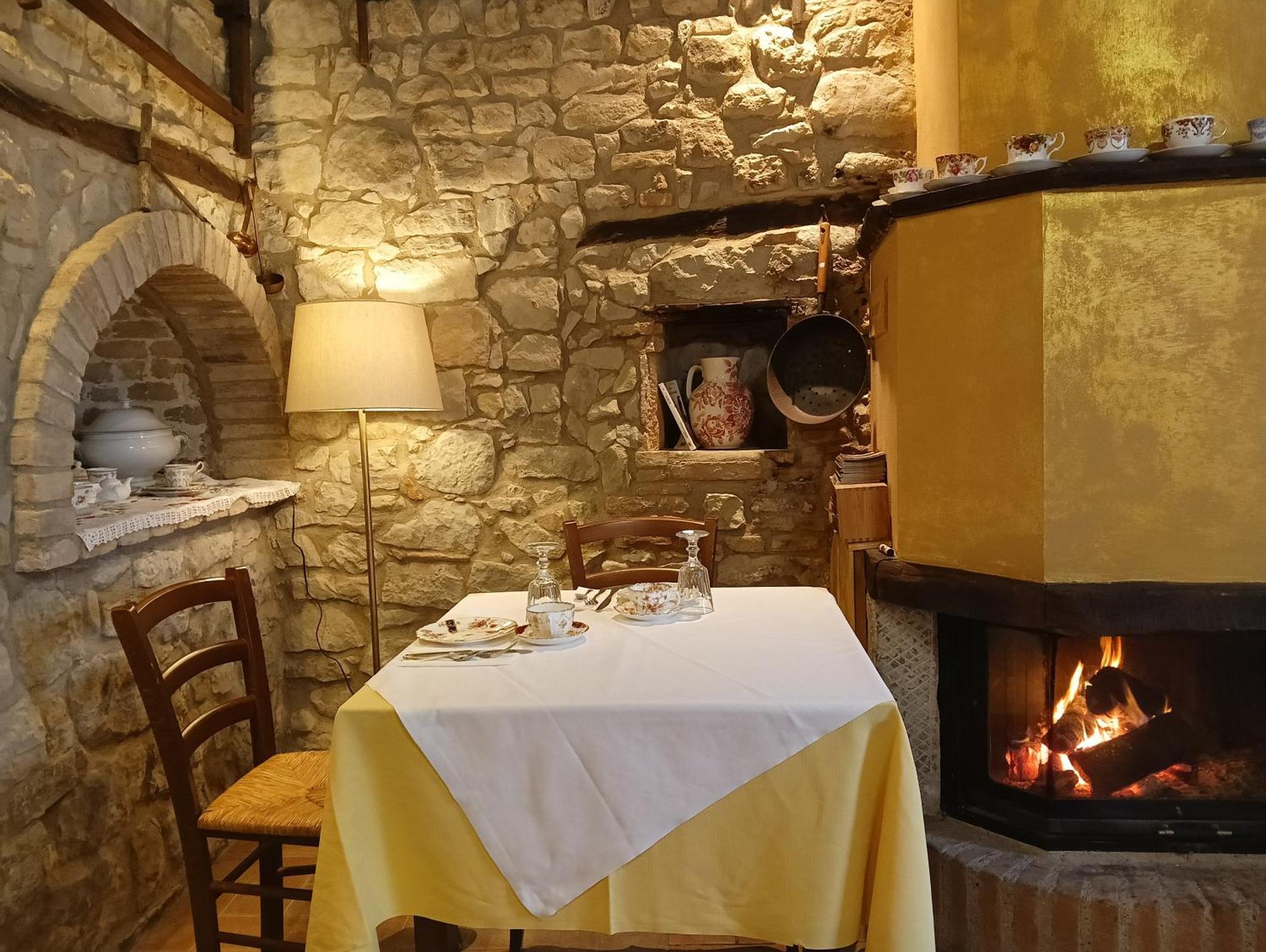 Agriturismo Casa Rastelli Monte Orsello Eksteriør billede